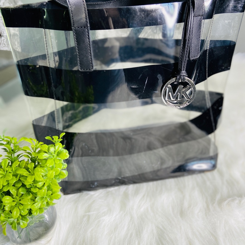 Michael Kors Tote